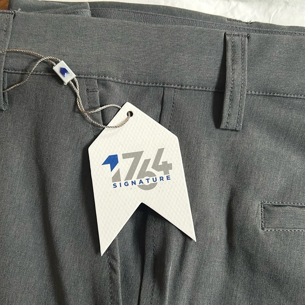 1764 Golf Pants 32/30 Charcoal color